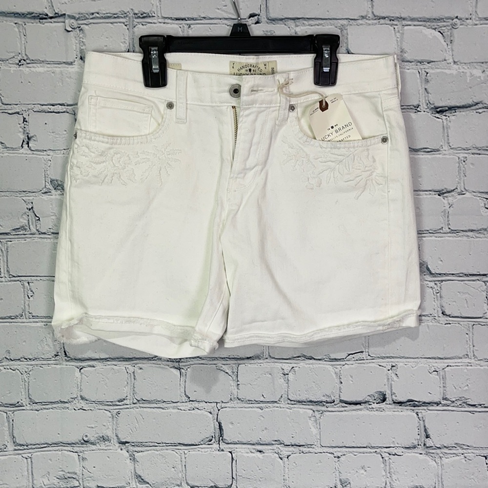 NWT Lucky Brand White Shorts Size 2/26